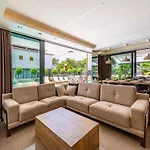 Villa Omega *