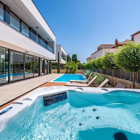 Villa Omega
