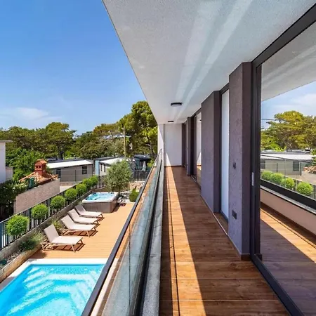 Villa Omega *