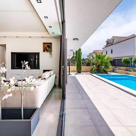 Villa Omega