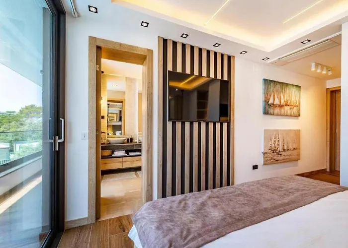 Alpha & Omega Villa *