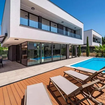 Omega Villa *